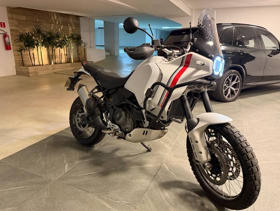 DUCATI DESERT X 